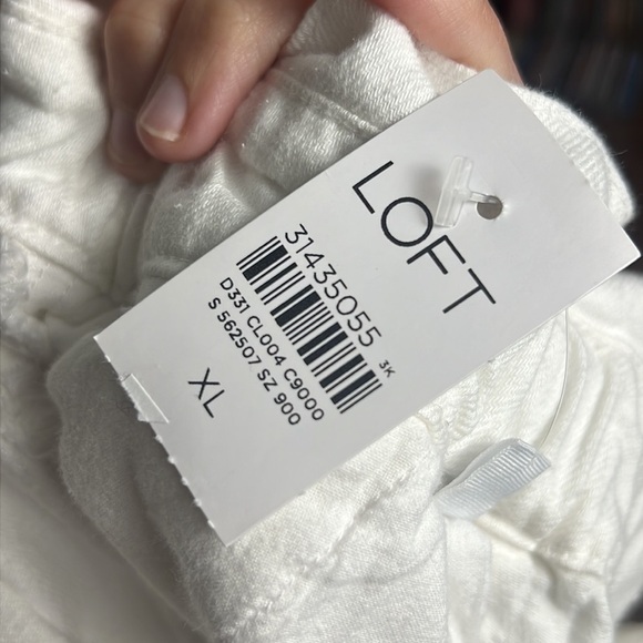 NWT LOFT Paperbag Pull On White Denim Shorts Size XL - Picture 4 of 4